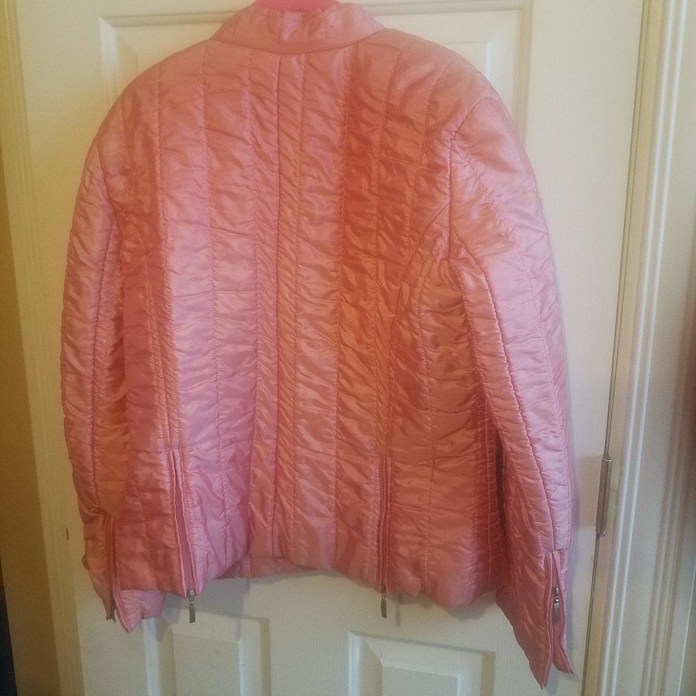 Latina Life Puffer Jacket - Picture 4 of 5